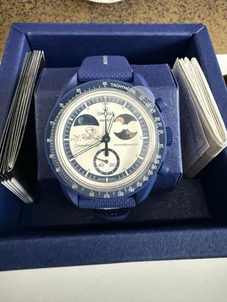 Swatch x Omega Mission To Earthphase Moonshine Gol