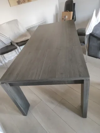 Mesa extensible de comedor negro ceniza + 5 sillas