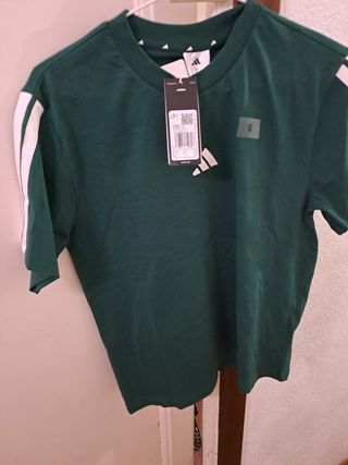 Camiseta Adidas en diferentes tallas
