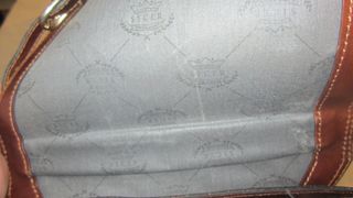 Maletín de cuero con bolsillos