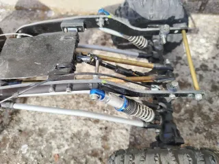 Crawler 1/10 Competición