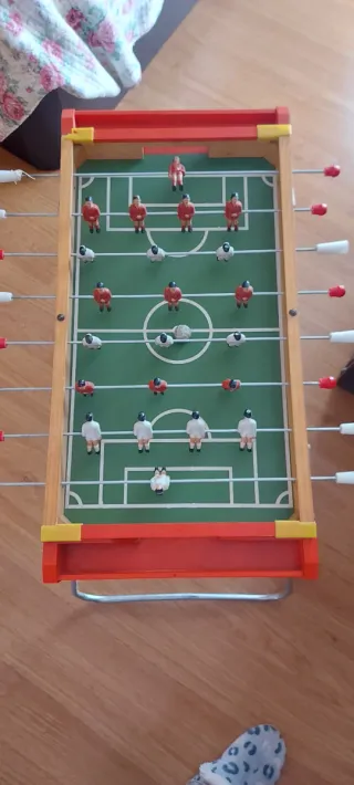 Futbolín infantil antiguo