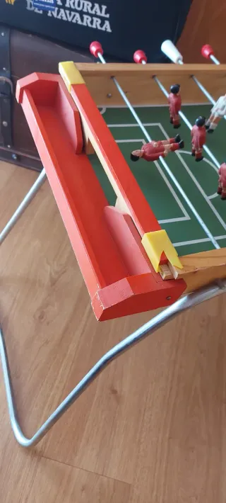 Futbolín infantil antiguo