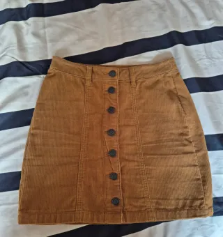 Falda pana Stradivarius marrón