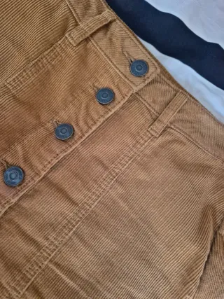 Falda pana Stradivarius marrón