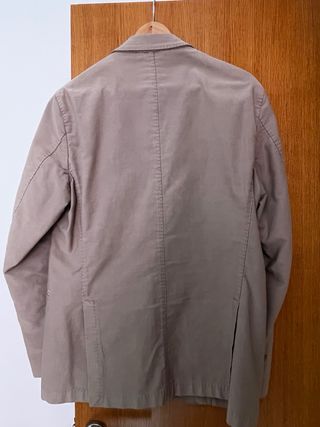 Americana caballero de algodón beige.