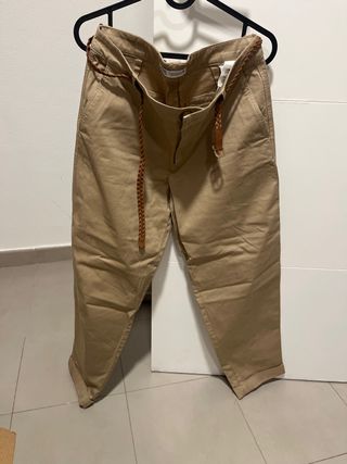 Pantalón Zara Beige con Cinturón Trenzado