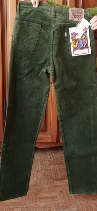 Pantalón pana Levi's vintage verde