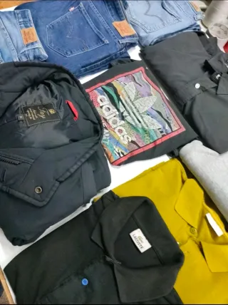 Box  2Kg Abbigliamento Firmato Vintage uomo donna