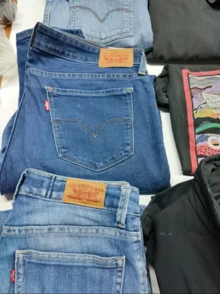 Box  2Kg Abbigliamento Firmato Vintage uomo donna