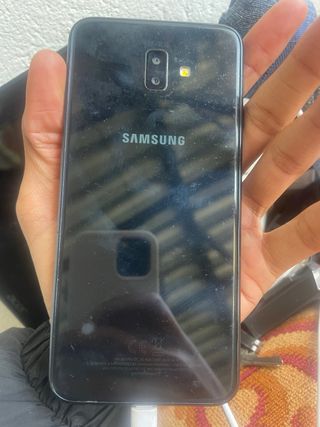 Samsung Galaxy J6+ rotto