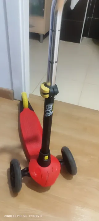 Patinete 3 ruedas rojo