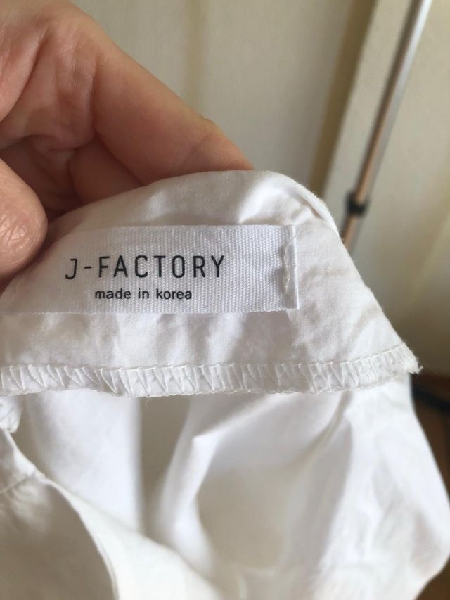 BLUSA CROP ASIMETRICA BLANCA(XS-M)