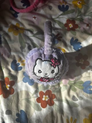 Orejeras Hello Kitty Moradas