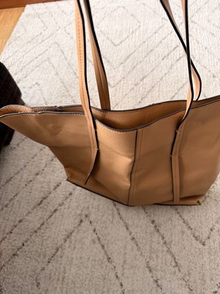 Bolso grande tote piel beige