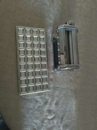 Macchina per fare pasta e ravioli