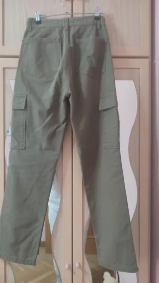 Pantalón cargo verde oliva