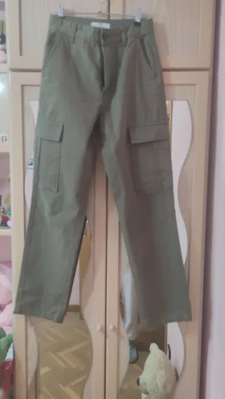 Pantalón cargo verde oliva