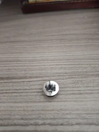 Pendiente Guess Gris y Plateado