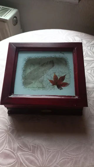 Joyero musical con tapa de cristalNO HAGO ENVÍOS