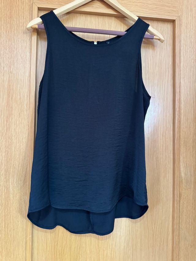 Blusa negra preciosa