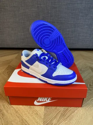 Nike Dunk Low Azules y Blancas