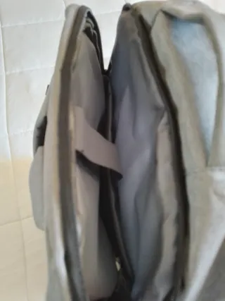 Mochila camping/porta documentos gris