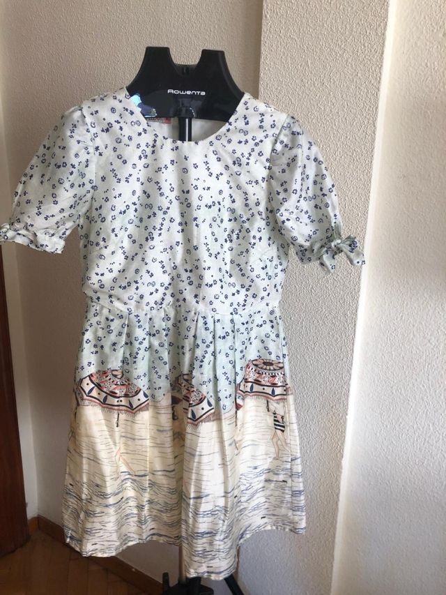 VESTIDO DE ESTAMPADO CORTO