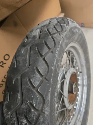 Rueda Suzuki Marauder 250 usado