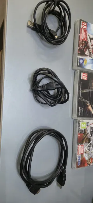 Consola PS3 160GB + 2 Mandos + Juegos