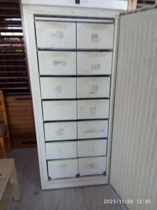 Congelador Liebherr 14 cajones  172x75x68