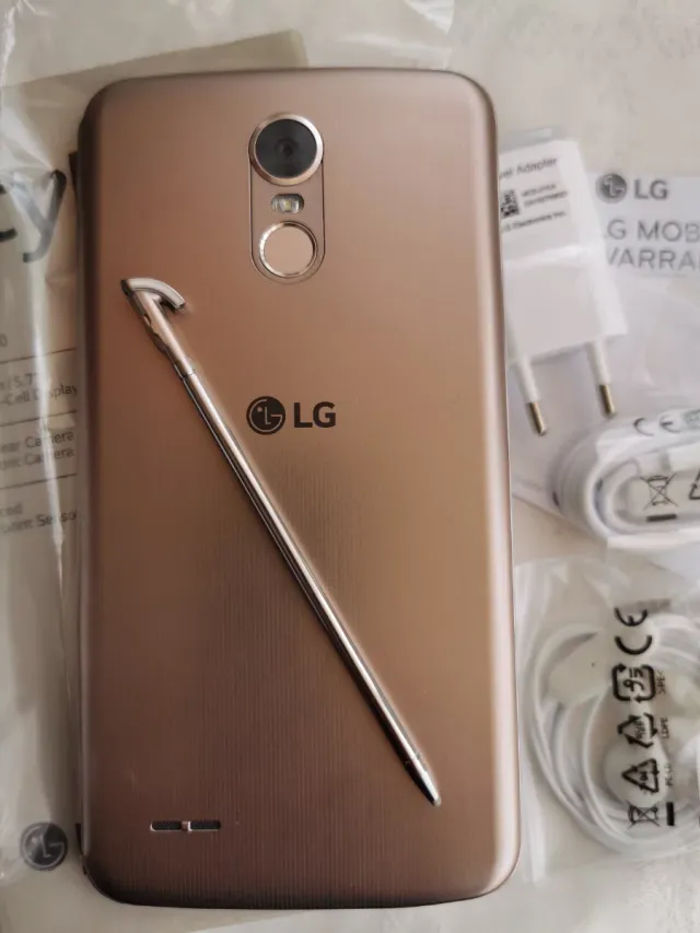 LG Stylus 3 Gold