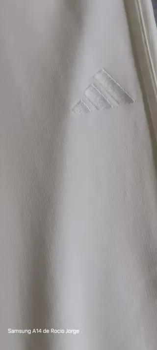 Pantalón deportivo Adidas blanco roto