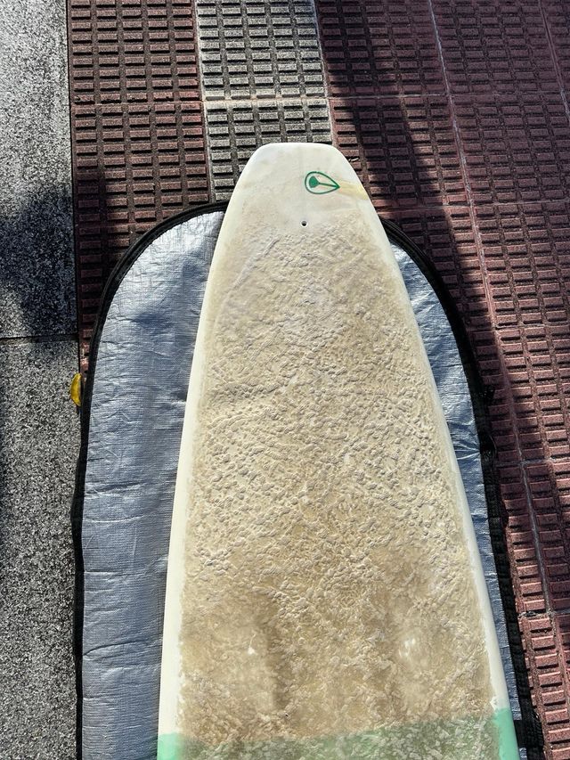 Tablón de surf San Marcos.