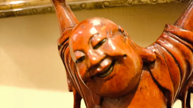 Antigua Talla Madera Palo Rosa