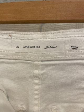 Pantalón blanco Subdued