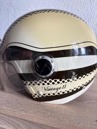 Casco Moto Helix Helmets Blanco y Beige