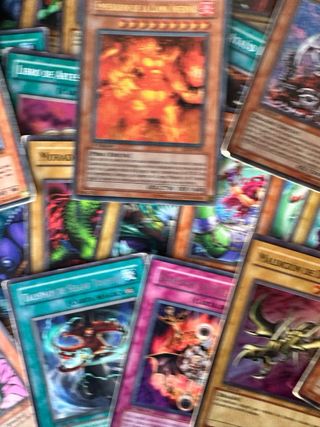 Lote 55 Cartas Yu-Gi-Oh! Colección