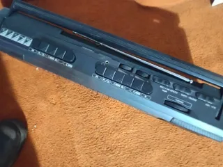 Radio Cassette INTRON Negro