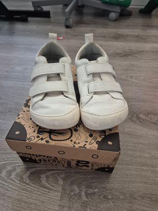 Zapatos Feroz respetuosos blancos