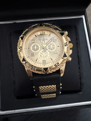 Reloj Geneva Dorado Correa Negra Nuevo