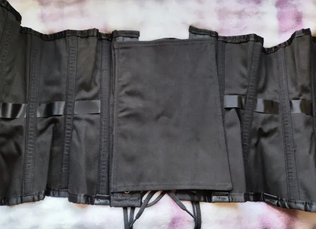 Corsé negro brocado Talla XXXL / 46 / 18 Compr