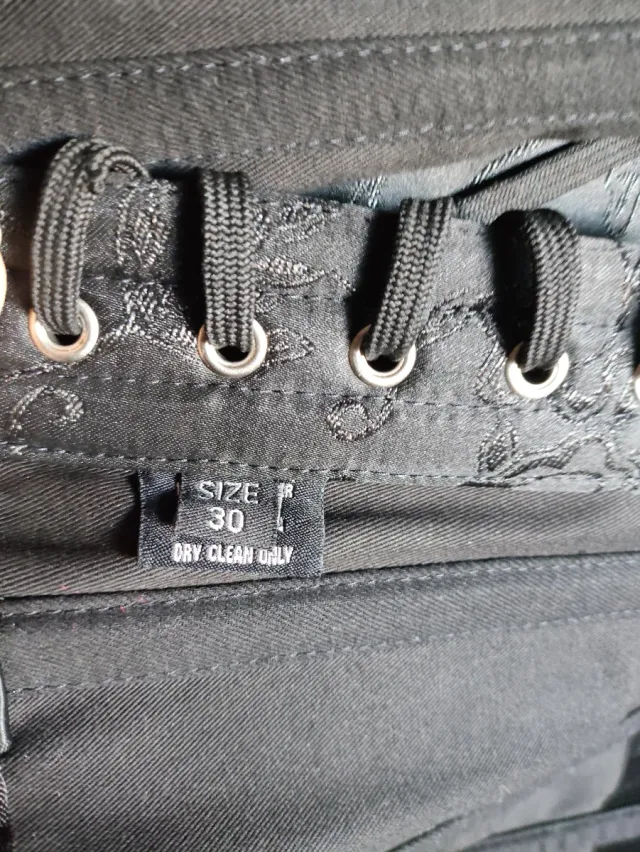 Corsé negro brocado Talla XXXL / 46 / 18 Compr