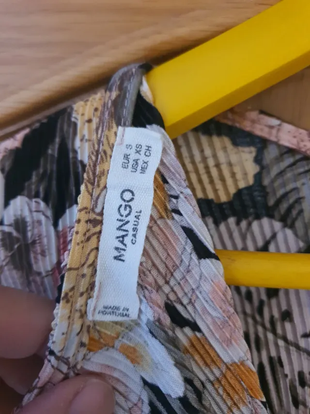 Vestido Mango flores talla S