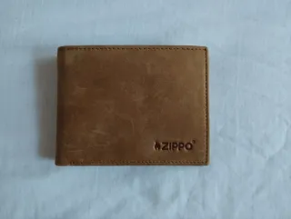 Cartera Zippo Marrón con Monedero