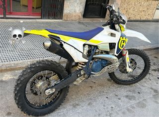 Husqvarna TE300 TPI 2024 Enduro