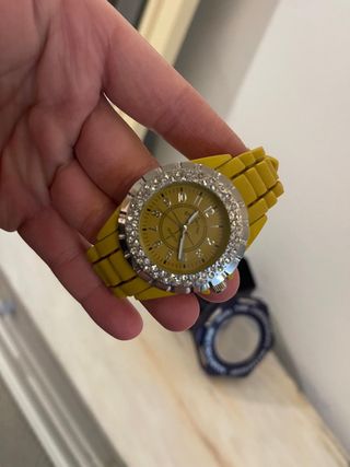 Reloj Martyn Line Mujer Quartz Amarillo