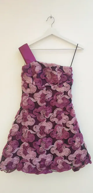 Vestido de fiesta con flores