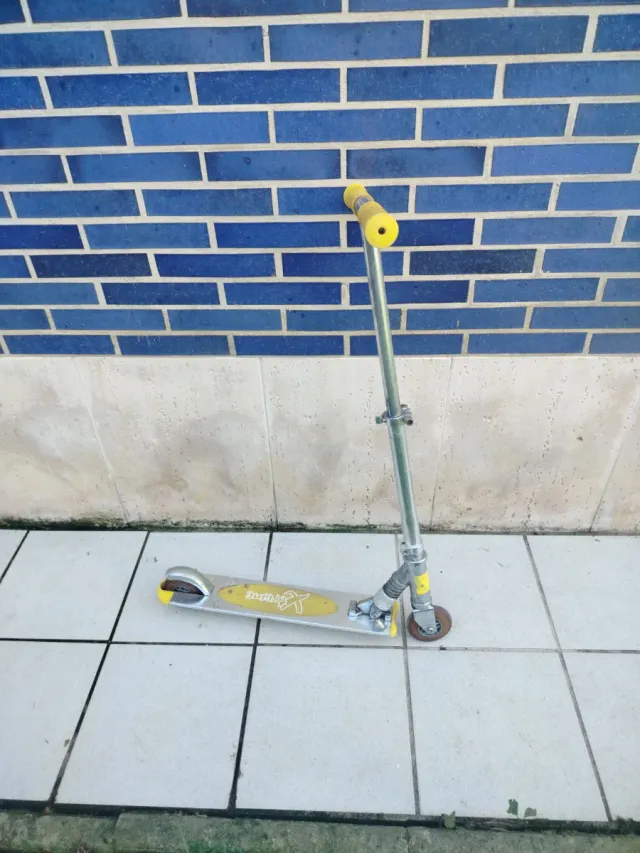 Monopattino Xtreme Giallo Pieghevole