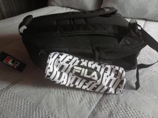 Mochila Fila Negra y Blanca